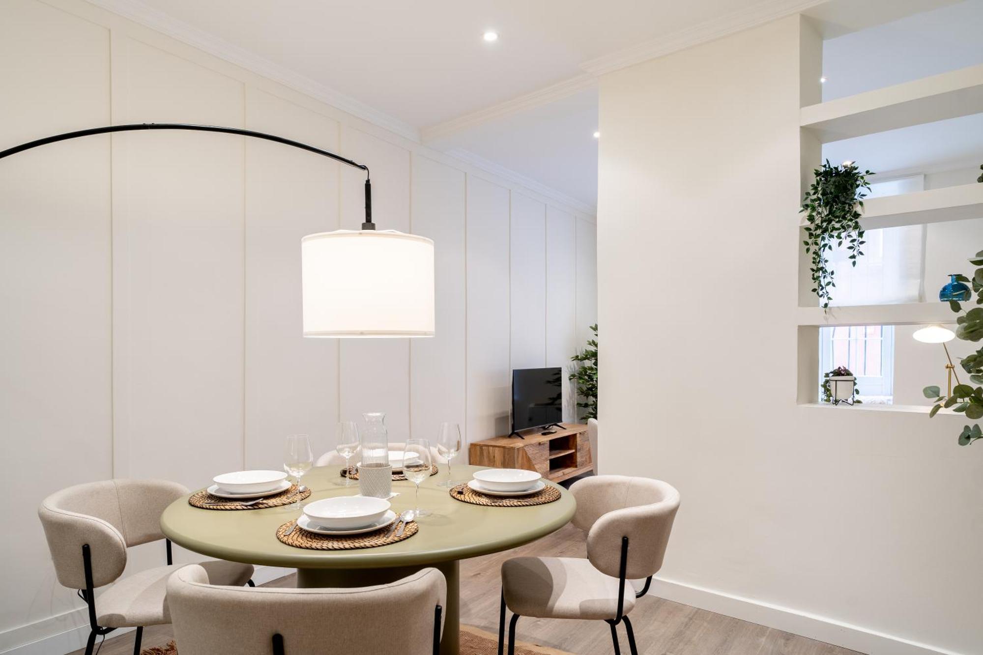 Piso A Pocos Pasos Del Retiro Appartement *