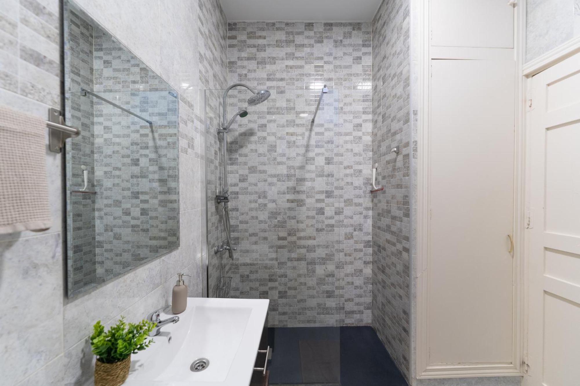 Piso A Pocos Pasos Del Retiro Appartement